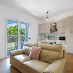 Vakantiehuis Lilia Arona