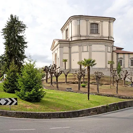 Vakantiehuis Lilia Arona