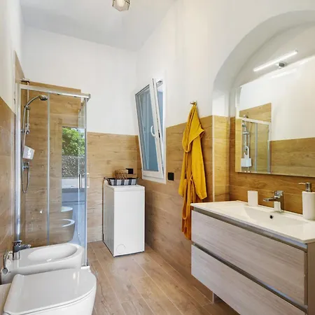 Semesterbostad Lilia Arona