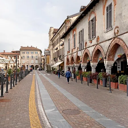 Semesterbostad Lilia *